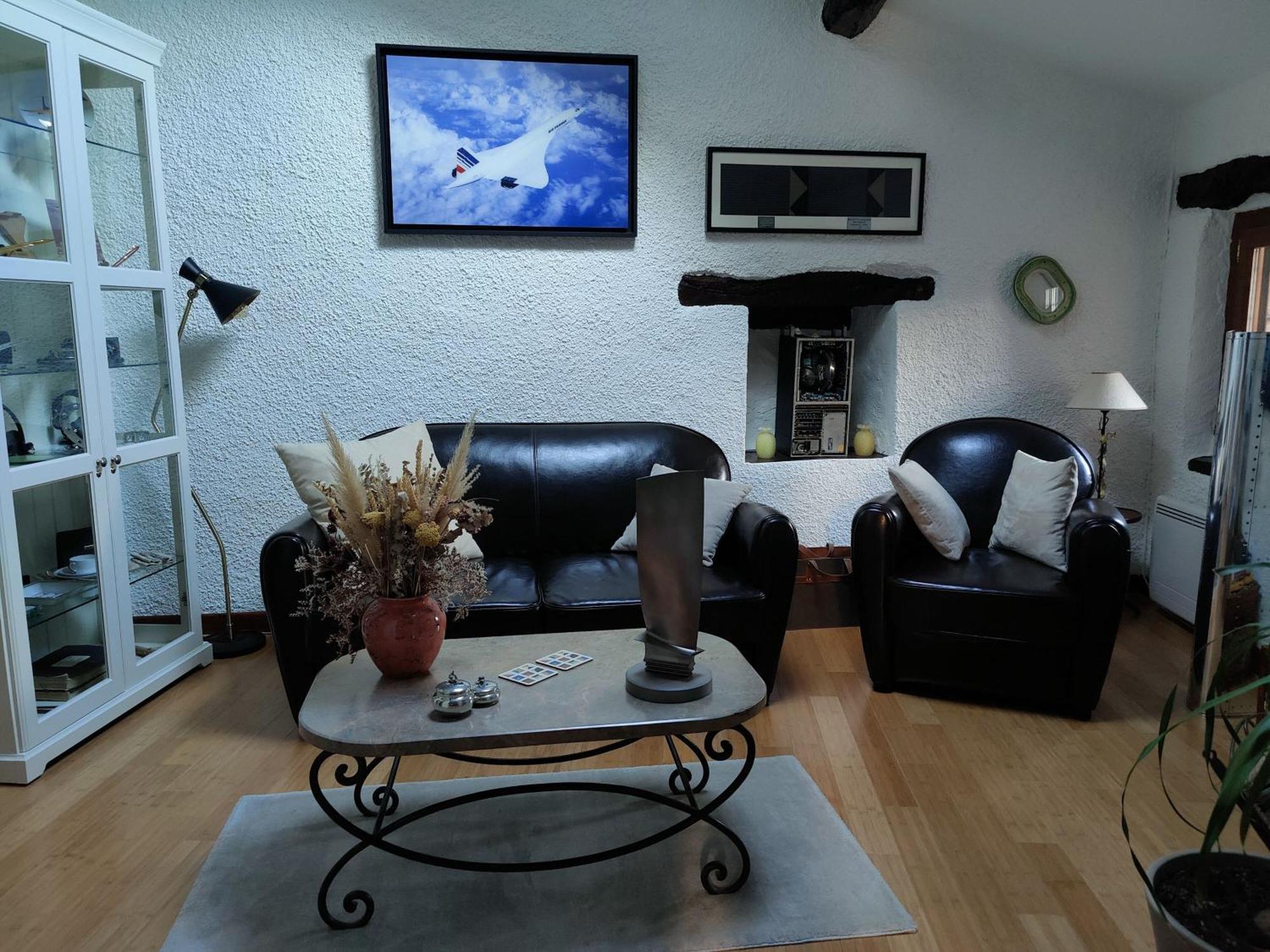 Mas Peu Del Causse Bed & Breakfast Thuir Exterior photo