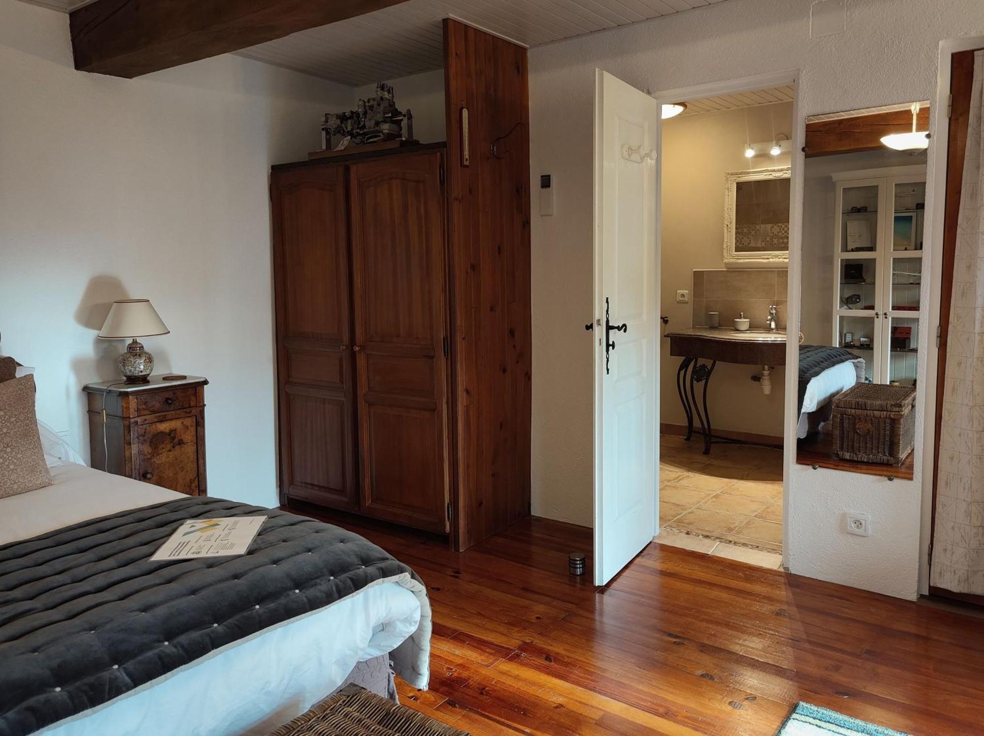 Mas Peu Del Causse Bed & Breakfast Thuir Room photo