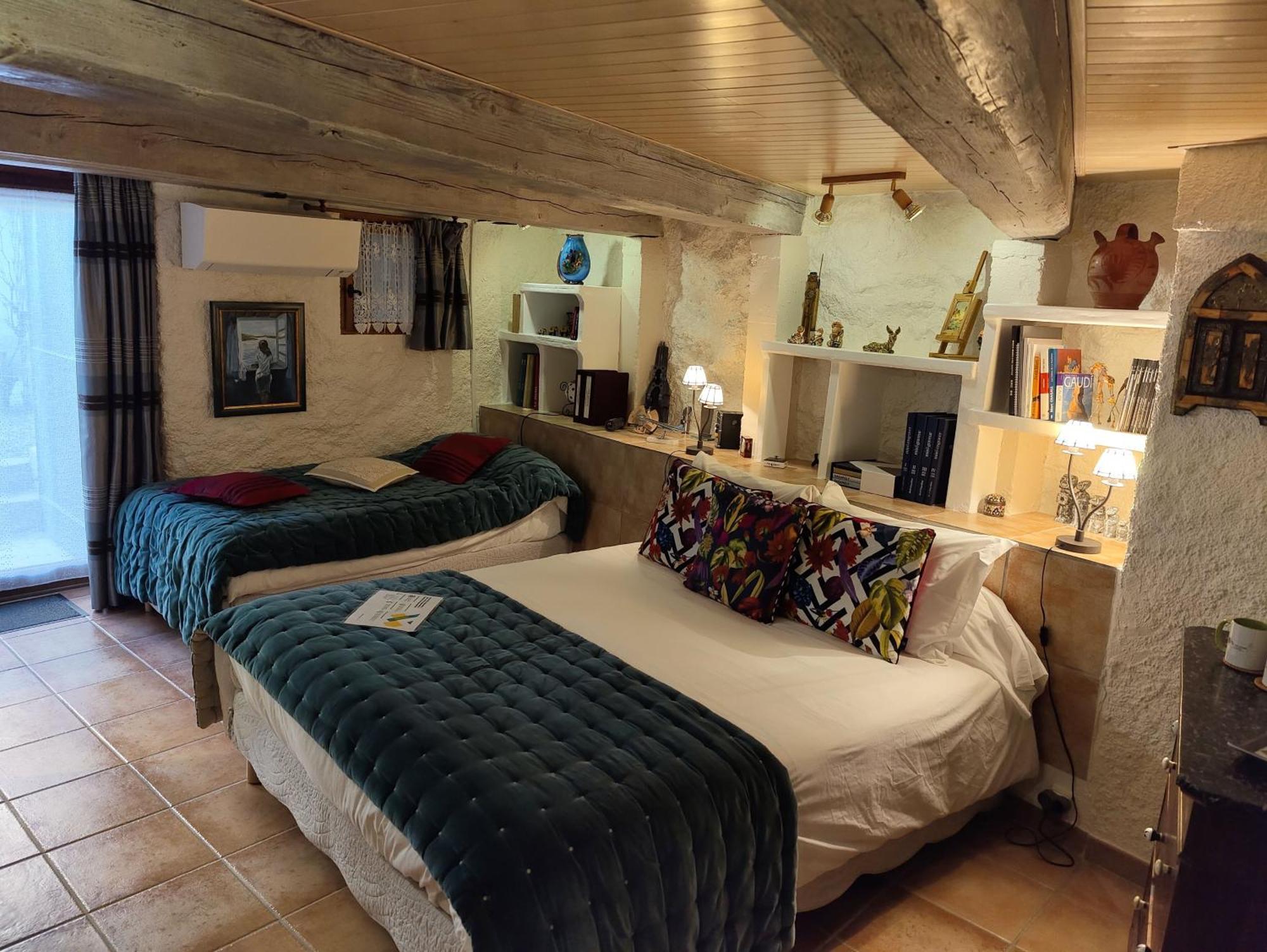 Mas Peu Del Causse Bed & Breakfast Thuir Exterior photo